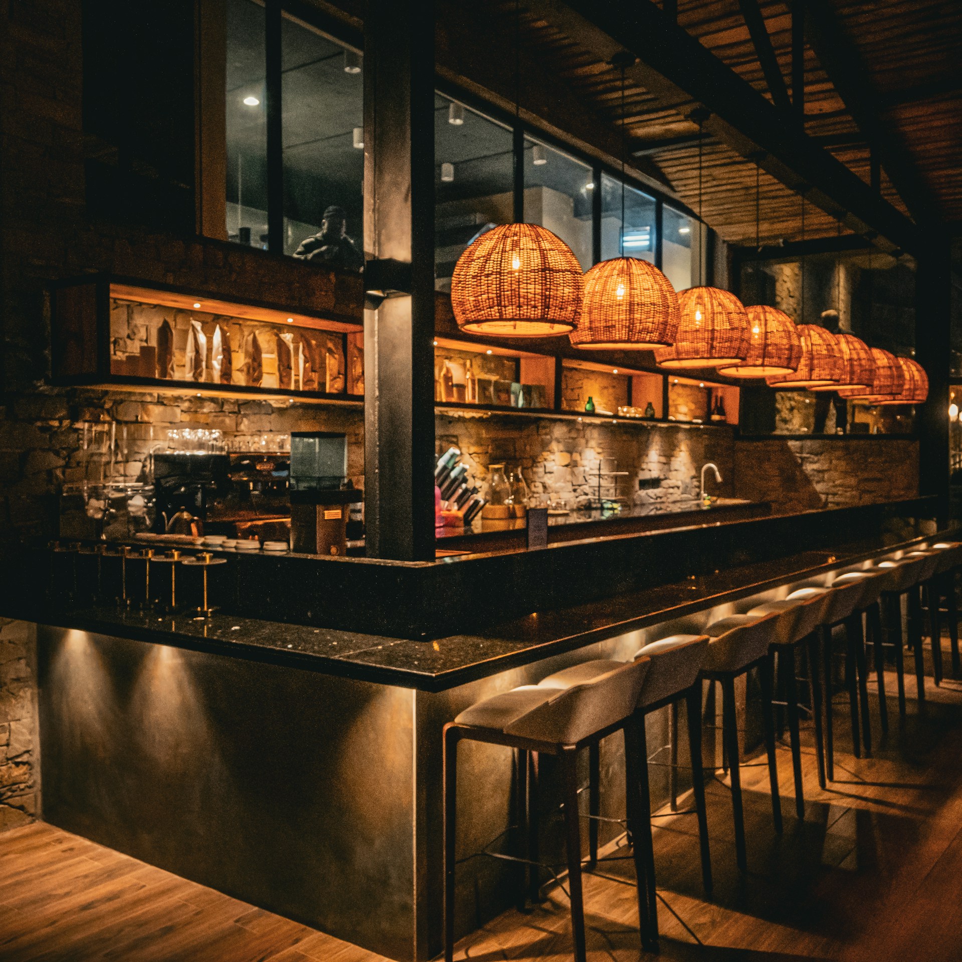 Mesa y Bar