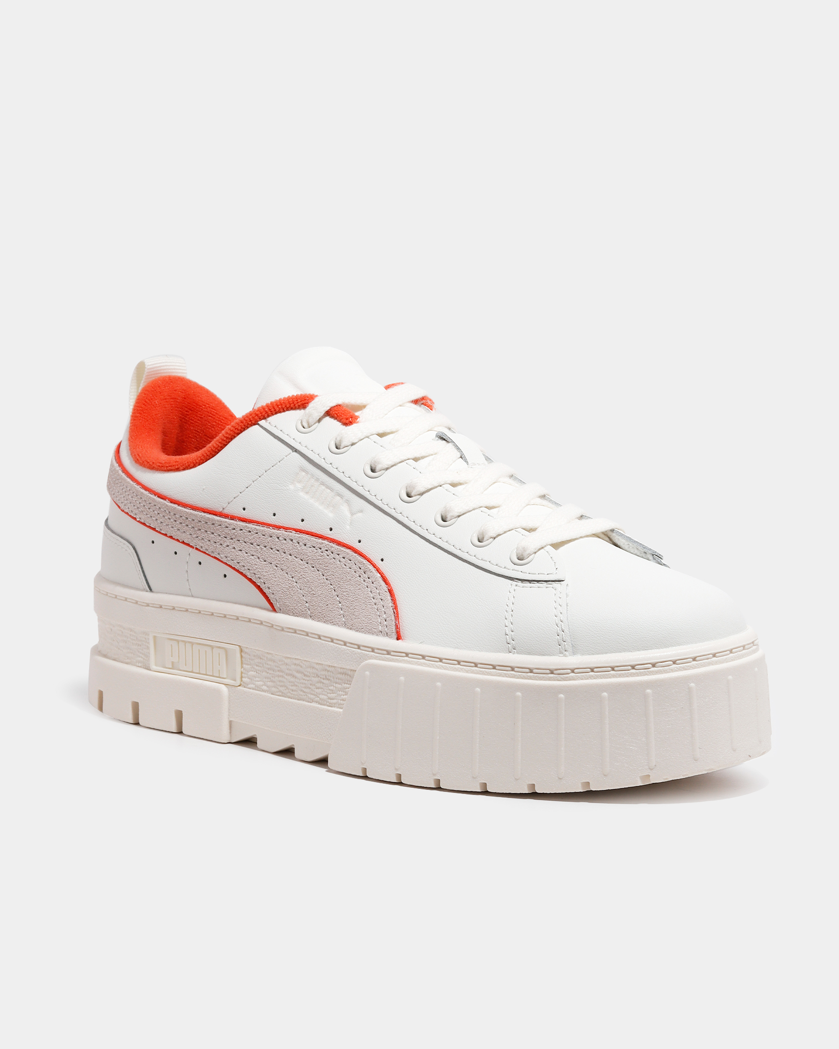 Tenis Puma Mayze Forward History