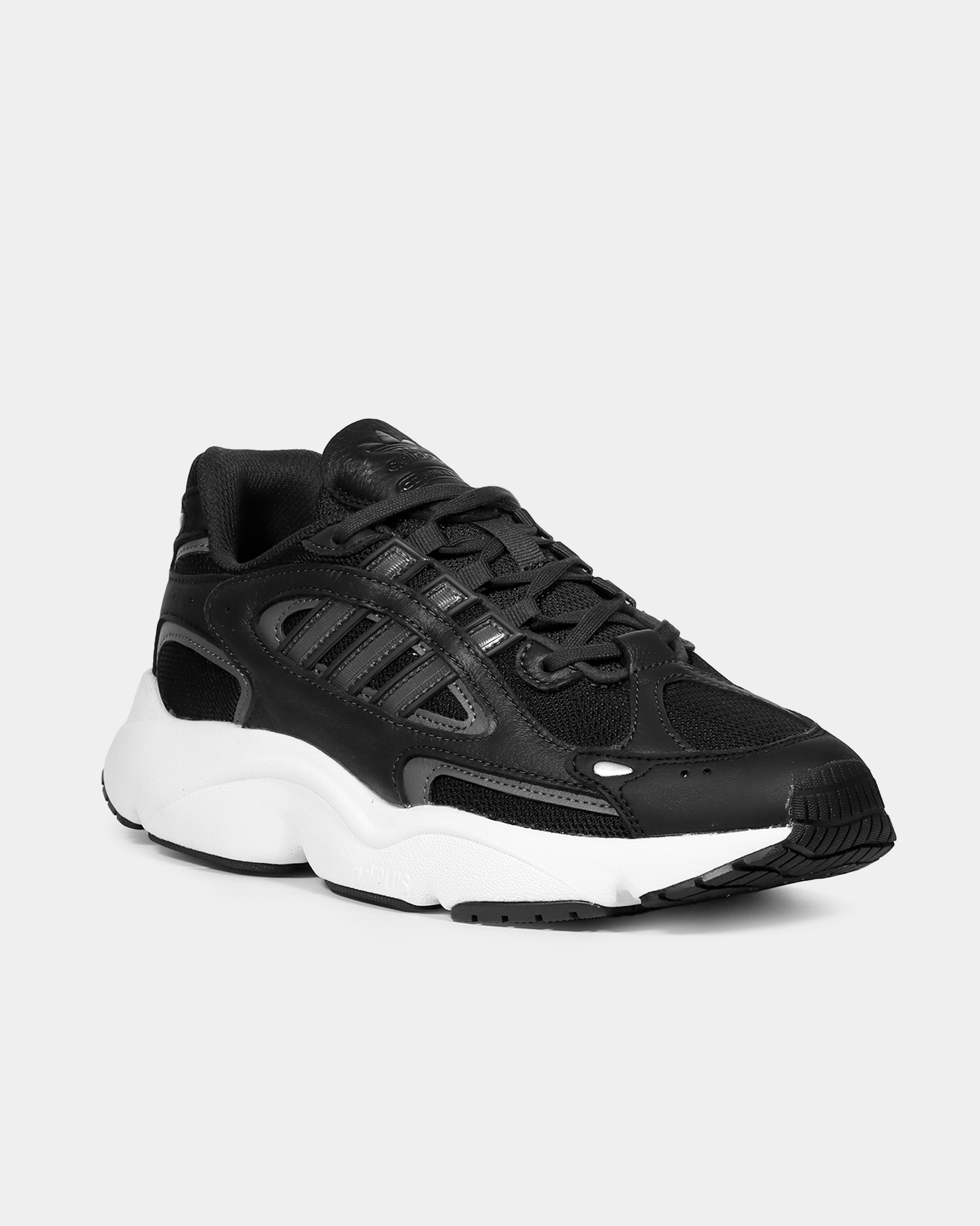 Tenis Adidas Ozmillen